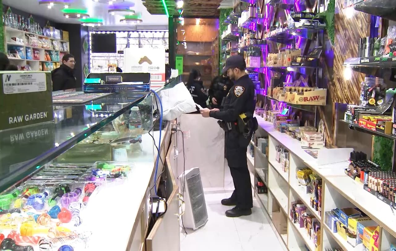 Policía decomisa $200,000 dólares de mercancía ilegal de cannabis en Nueva York