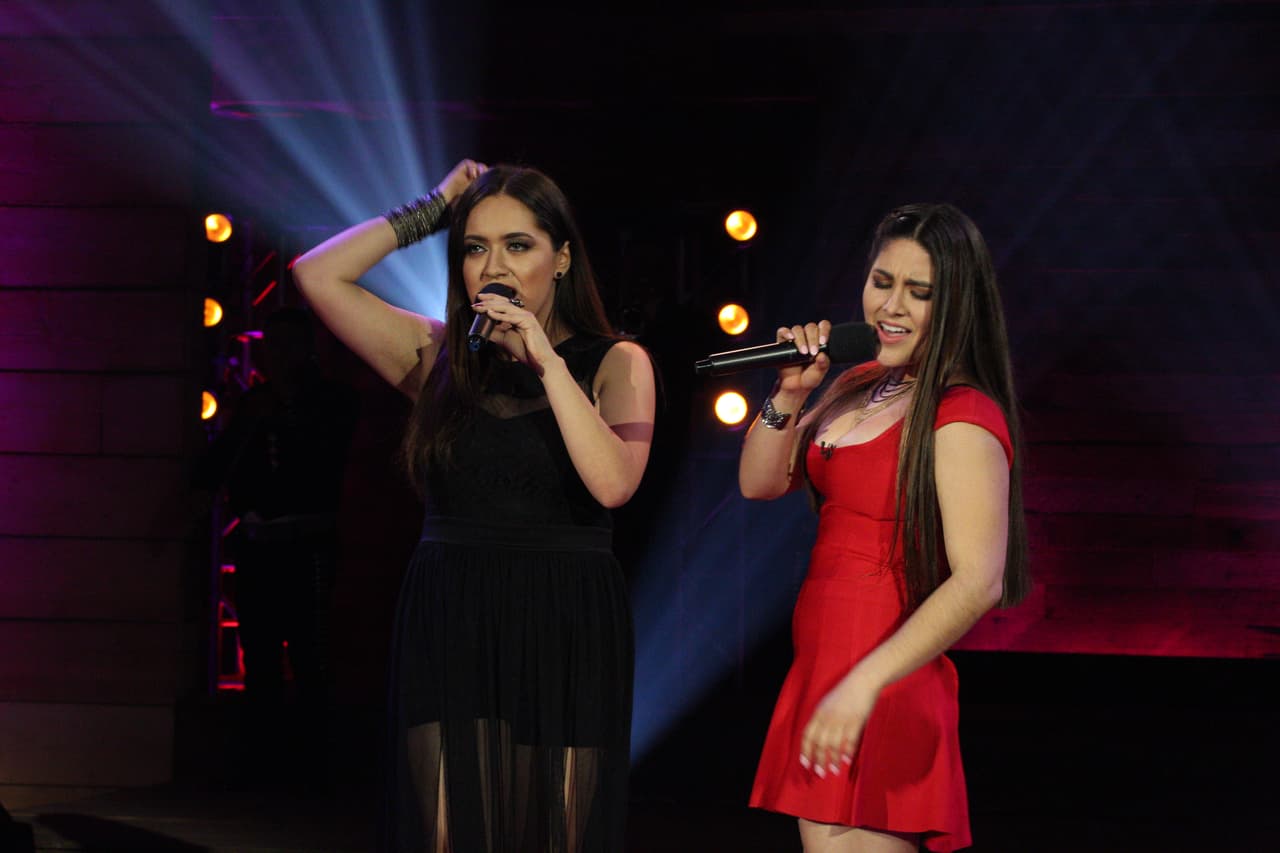 <a href="http://www.univision.com/shows/la-reina-de-la-cancion/marcela-galvez-y-janine-rivera-lo-dieron-todo-a-la-hora-de-cantar-por-que-no-le-calas-video">Marcela Gálvez y Janine Rivera</a> lo dieron todo a la hora de cantar 'Por qué no le calas'.