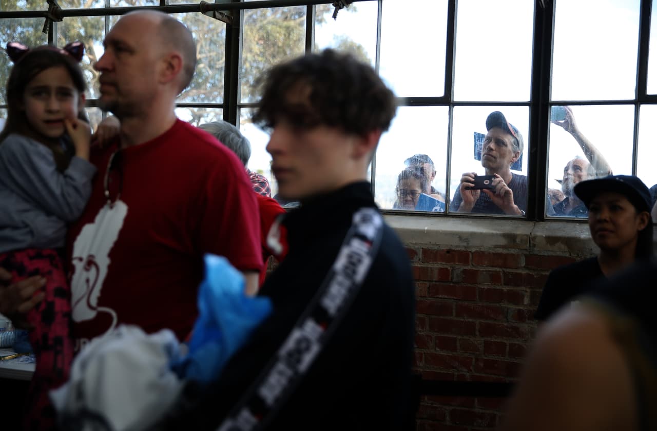 Los electores demócratas han favorecido en las encuestas al senador por Vermont.