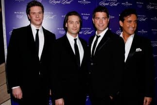 Tras haberse adentrado a los escenarios teatrales con A musical affair, el cuarteto ha considerado rendir un homenaje a la música latina.