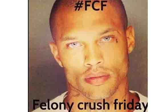 "Tu enamorado criminal del viernes", confiesa esta fotografía.