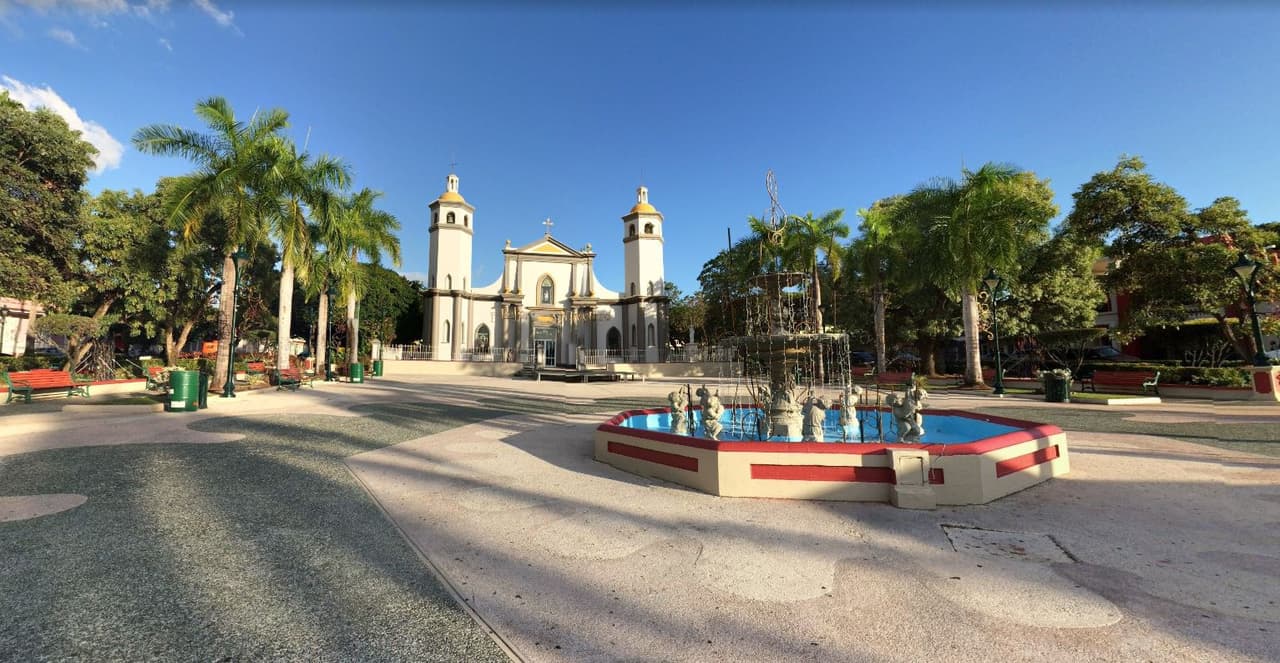 <b>Juana Díaz: </b>
<br>
<br>Chávez agregó que “agradecemos la colaboración de todo el personal de FEMA que ha dicho presente en el terreno para apoyar a la ciudadanía desde el inicio de este año. Confiamos en que Puerto Rico se levantará con mayor resiliencia y que su recuperación solidificará la respuesta durante desastres naturales futuros”.