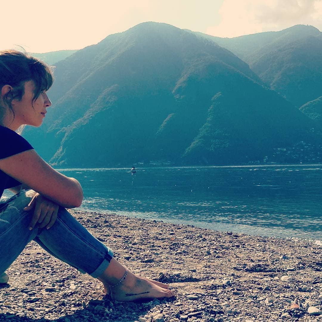 Daniela Luján no se pierde los paisajes que ofrece Suiza.