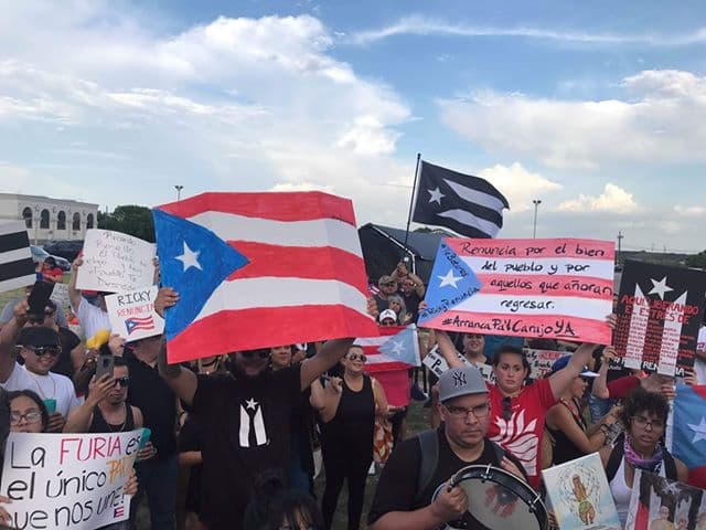 La comunidad boricua en Texas se ha manifestado en Houston, Austin y San Antonio desde que iniciaron en Puerto Rico las masivas protestas.