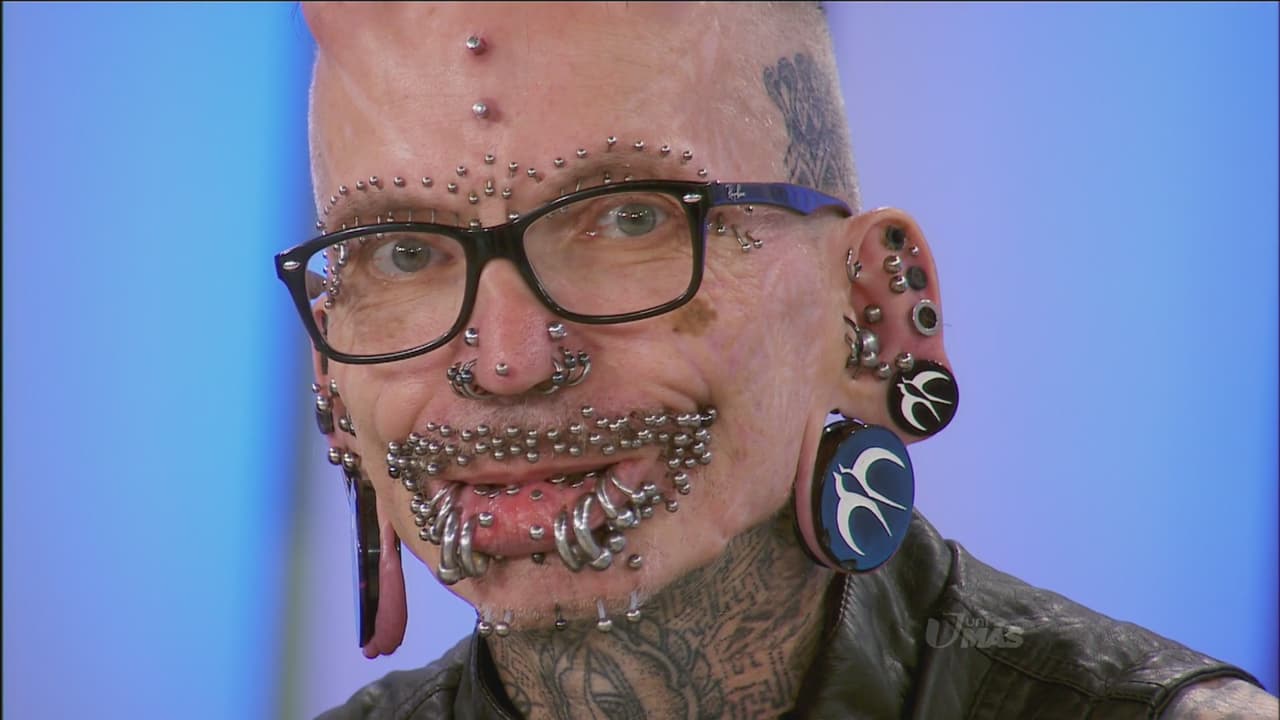 El hombre con más ‘pircings’ del mundo.