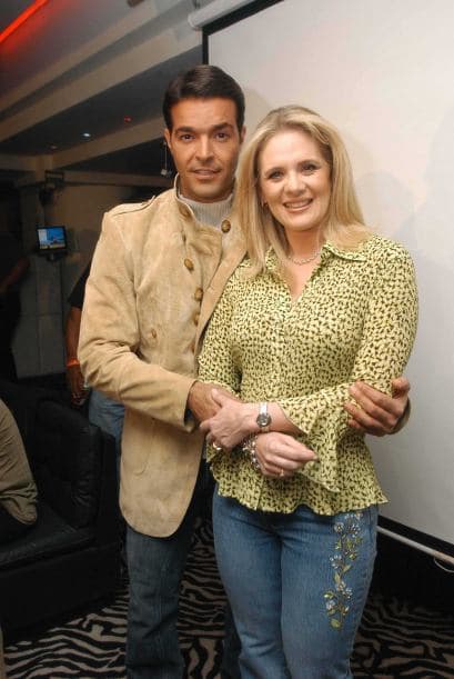 Un año después regresó a las telenovelas con 'Duelo de pasiones' donde trabajó junto a Pablo Montero y Ludwika Paleta.