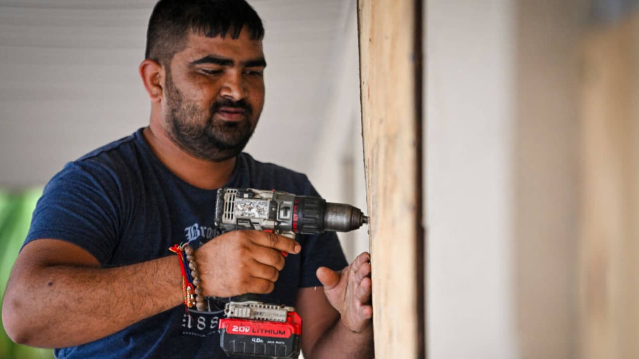 Florida ofrece hasta $10,000 para reforzar casas contra huracanes a familias que califiquen