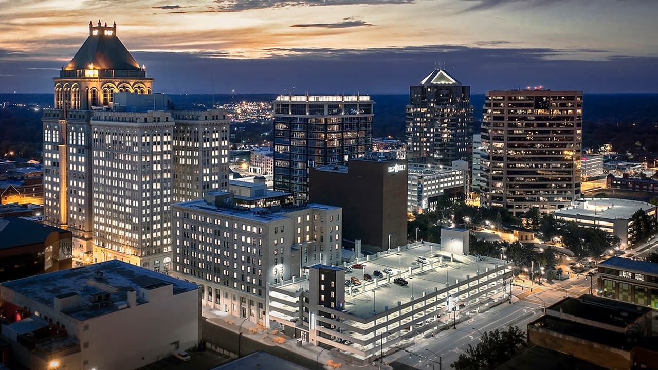 Greensboro emite declaración de emergencia e impone multas por violar las normas del coronavirus