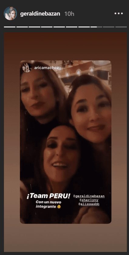 Entre las asistentes se encontraba la actriz Sherlyn, quien no desaprovechó el momento y mostró su pancita de embarazo.