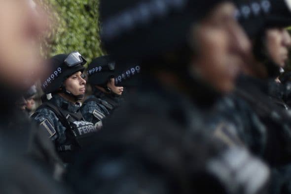 Los elementos enviados se organizan mientras les designan el lugar donde patrullarán.