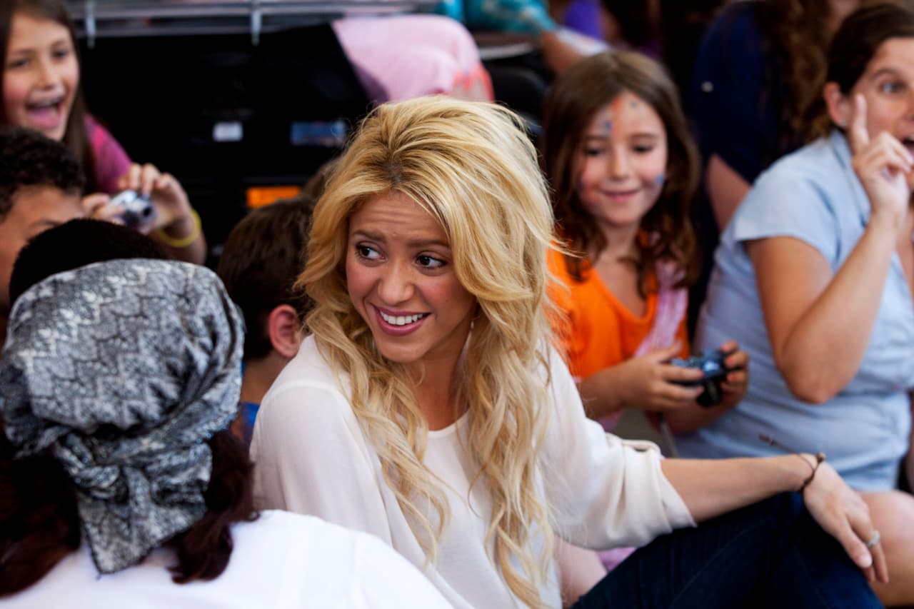 Cuando le dieron ese honor, la cantante declaró: "No olvidemos que al final de día cuando todos se vayan a casa, 960 niños habrán muerto en Latinoamérica".