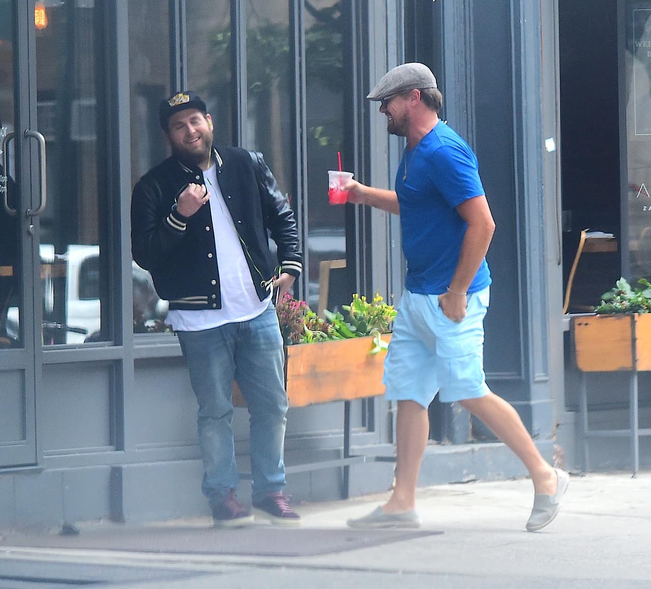 Y tras unos instantes, se dio cuenta que era su compadre DiCaprio.