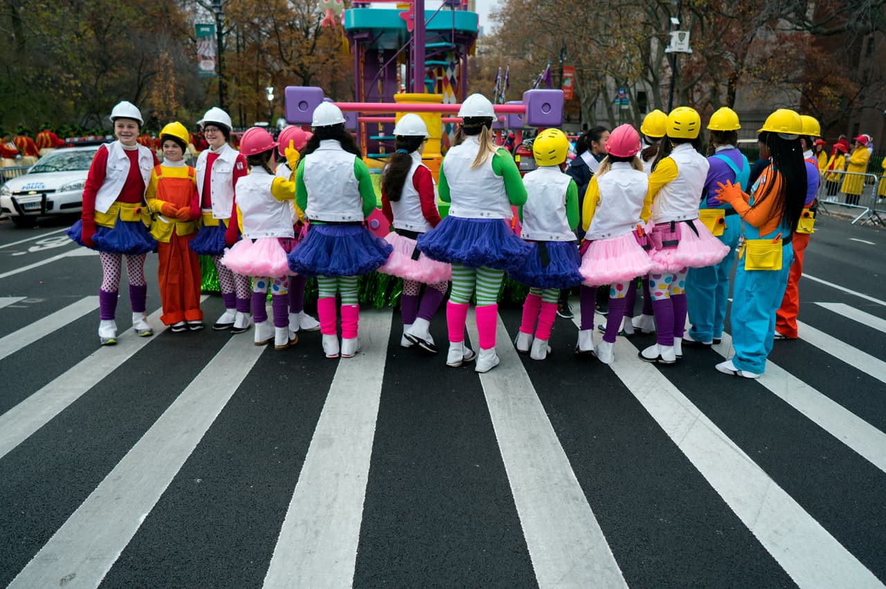 Los grupos se encuentran al oeste del Central Park, antes de comenzar la caminata.