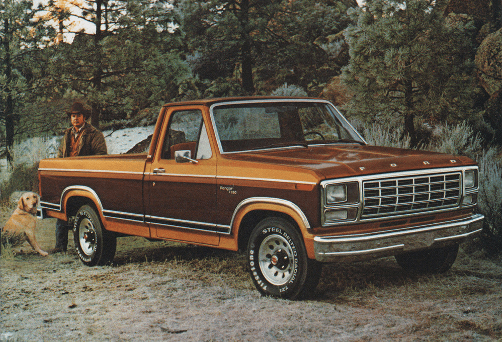 Con la nueva década llegó la 
<b>séptima generación</b> de la Serie F-de Ford. La Ford Serie-F de 1980 utilizó el primer chasis de camión totalmente nuevo diseñado desde 1965. La mayoría de los cambios estéticos en la carrocería y parilla del nuevo modelo tenían como objetivo las 
<b>mejoras aerodinámicas y la consecuente mejora en el consumo de combustible</b>.