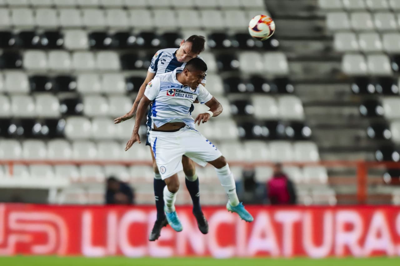 La Máquina logra conseguir sus primeros tres puntos del torneo luego de vencer 0-1 a Pachuca con gol de Juan Escobar.