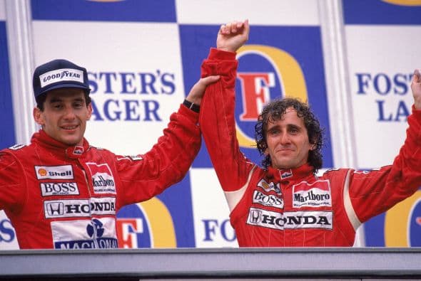 A pesar de ser el segundo piloto de McLaren, Senna conquistó el campeonato mundial de Fórmula 1 de 1988, con ocho victorias contra siete de Prost. McLaren ganó todos los grandes premios de 1988 con excepción del Gran Premio de Italia en Monza, que fue conquistado por Gerhard Berger para Ferrari.