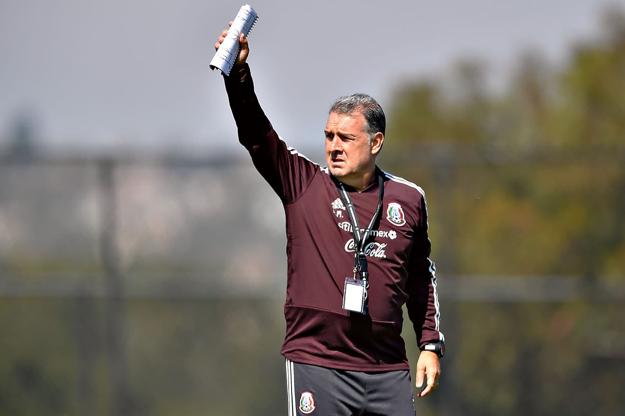 La Selección Mexicana entrena con intensidad, energía y buen ánimo bajo la batuta del argentino Gerardo Martino en su segundo día de pr´actica en el Centro Elite Athlete de Chula Vista, California.