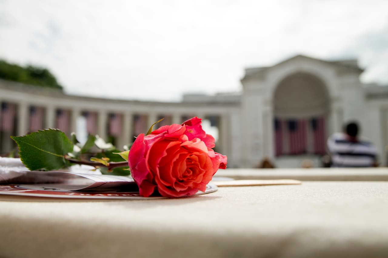 <b>5. Un día adicional de reconocimiento, pero solo en estos estados</b>
<br>
<br>Si bien en todo Estados Unidos en mayo se celebra el ‘fin de semana de Memorial Day’, algunos estados agregan un día adicional por separado para honrar a los muertos de la Guerra Confederada: El 19 de enero en Texas; el 26 de abril en Alabama, Florida, Georgia y Mississippi; el 10 de mayo en Carolina del Sur; y el 3 de junio en Louisiana y Tennessee.
<br>