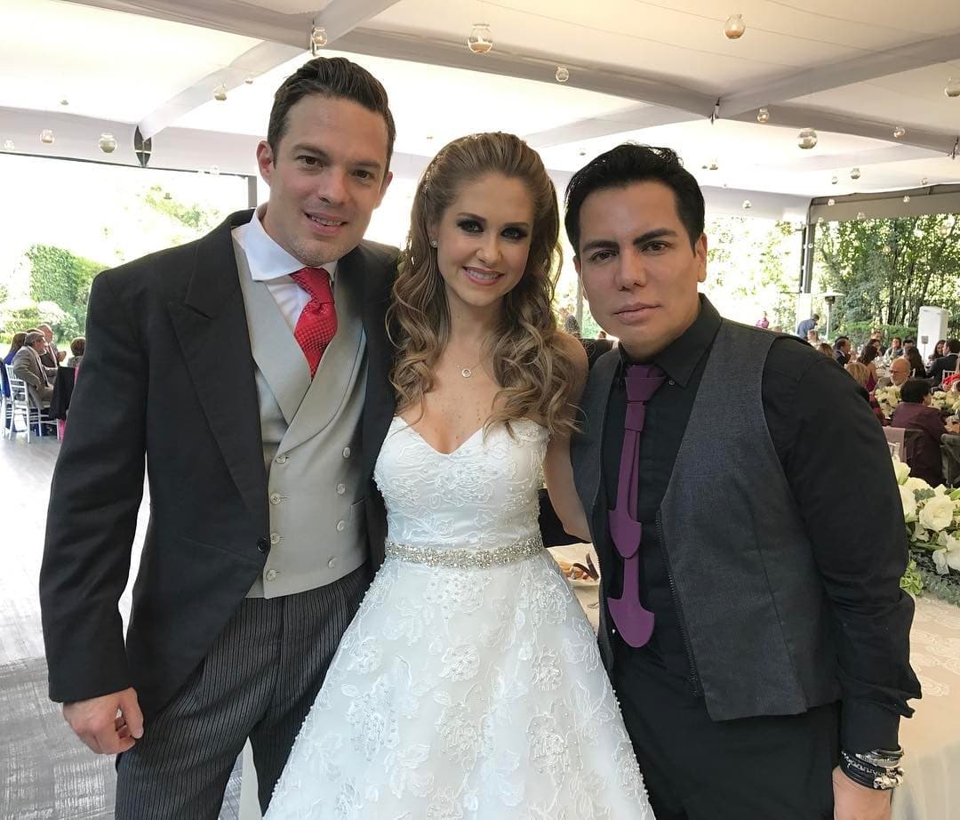 El domingo
<b><a href="http://www.univision.com/temas/ingrid-martz">Ingrid</a></b> comentó en su cuenta de Twitter "¡¡¡Destruida, pero más feliz, imposible!!!" esto por el gran día que vivió.