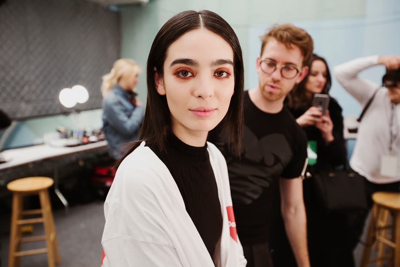 Algunas marcas como Carven, Céline, Marc Jacobs, Bottega Venetta, John Galliano y Emporio Armani la han elegido para sus desfiles. Ahora está lista para salir a posar para Desigual.