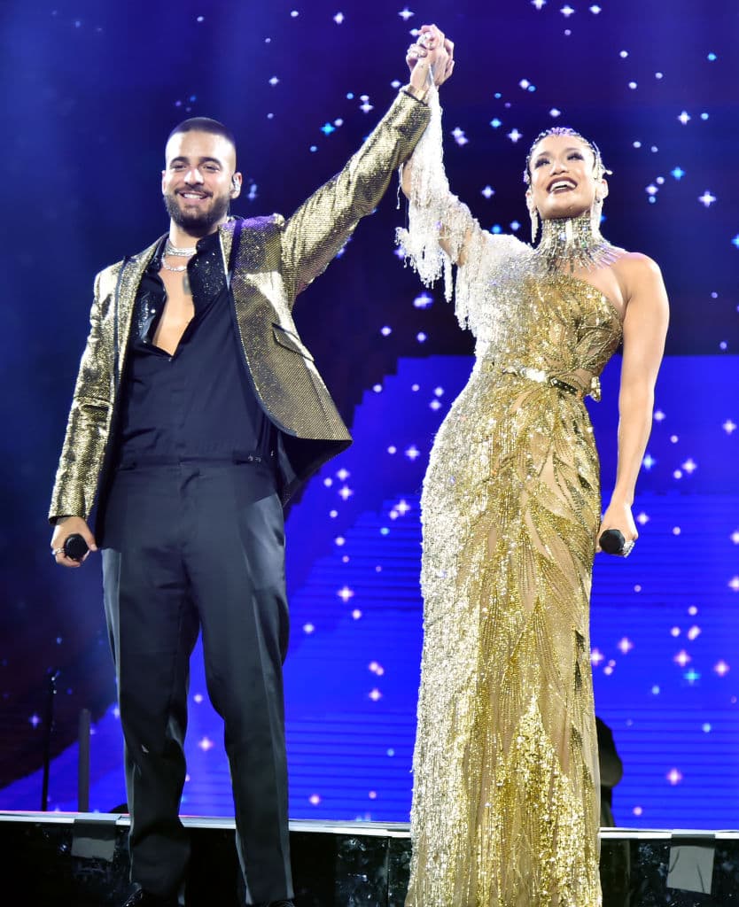 Los dos artistas ya han cantado juntos, cuando
<b>Maluma</b> se presentó en el 2019 en el Madison Square Garden e invitó a
<b>JLo</b> para que cantaran juntos ‘
<b><a href="https://www.youtube.com/watch?v=Cfrlmu8Bv_A&" target="_blank">No me ames</a></b>’.