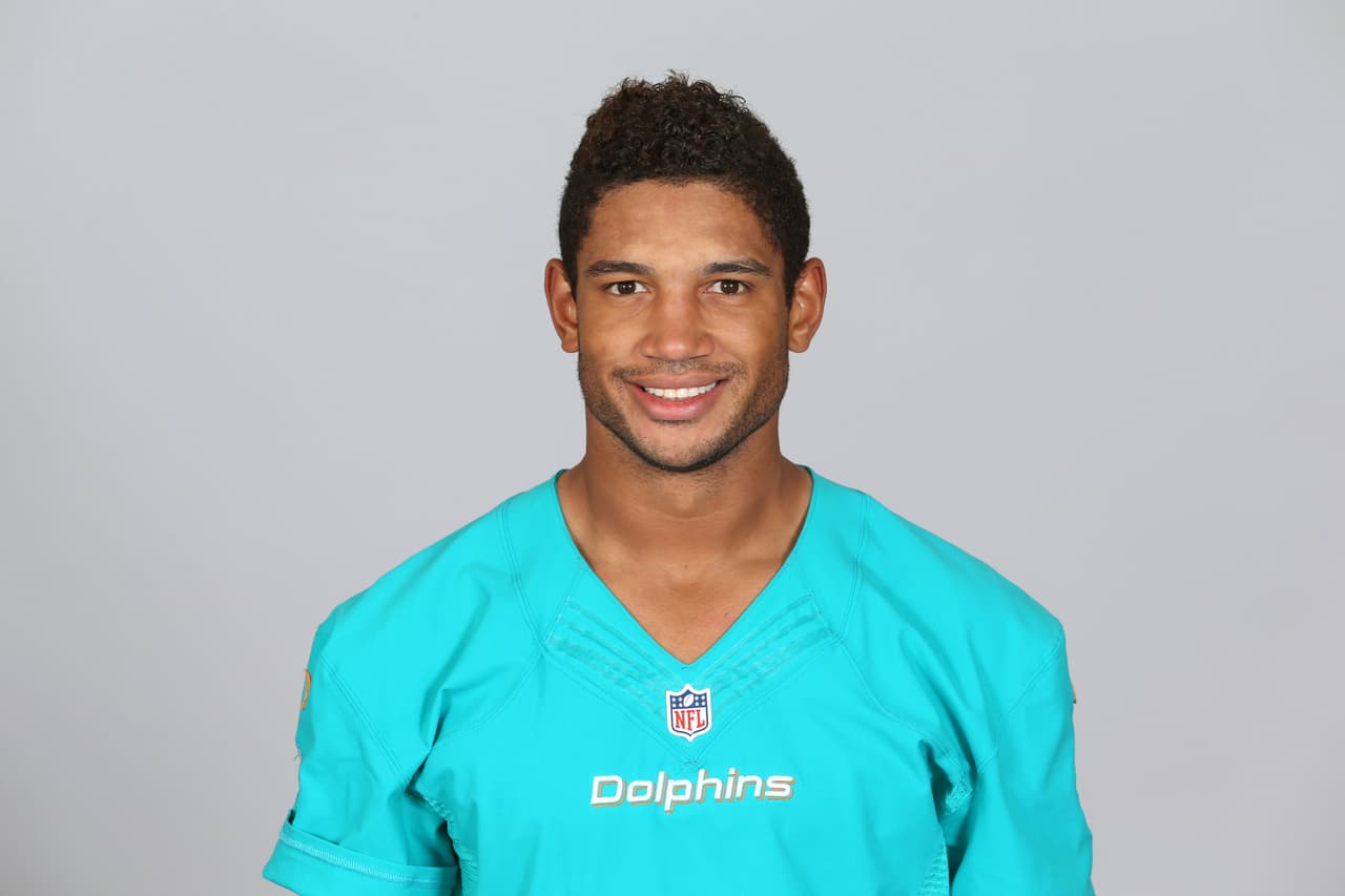 Los Dolphins trajeron de regreso a Josh Freeman cuatro días después de cortarlo
