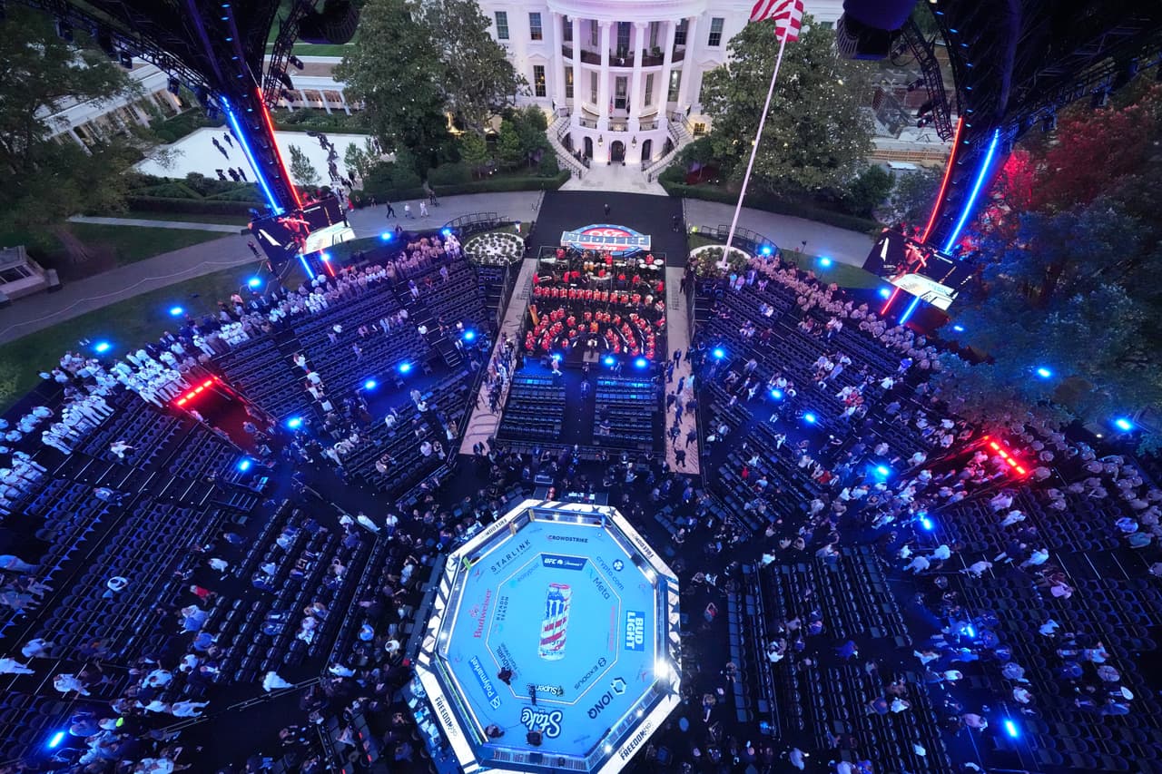 El FBI asegura que frustró ataques contra el evento de la UFC en la Casa Blanca durante el cumpleaños de Trump; hay 5 personas arrestadas