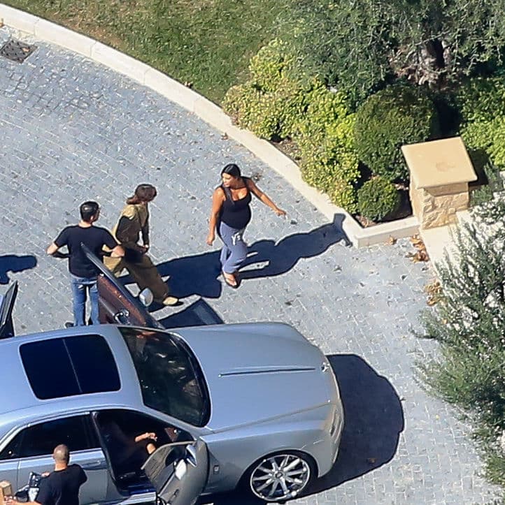 Seguramente sí, pues Kim parece estar a punto de entrar en labor de parto.