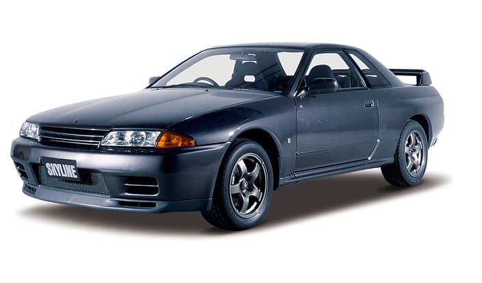 El modelo R32 revive el nombre GT-R tras 16 años de ausencias.
