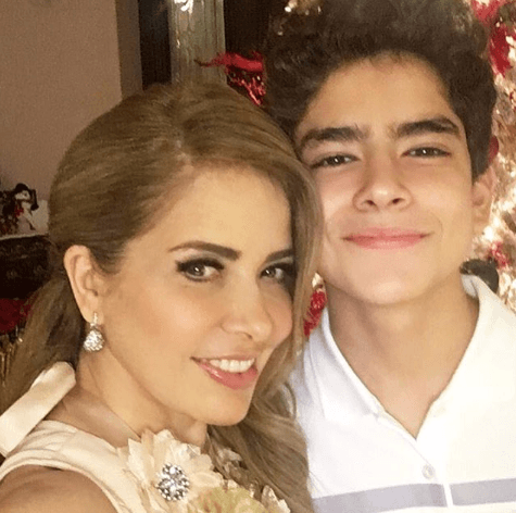 Ángel Gabriel, hijo de Gloria Trevi, dio inicio a su carrea como cantante el pasado 14 de octubre.
<br>