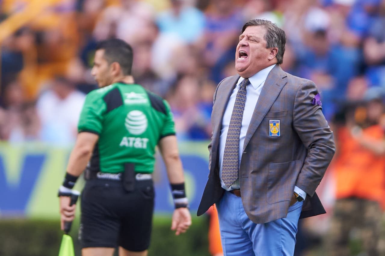 Miguel Herrera no encontraba explicaciones, su equipo fue superado.