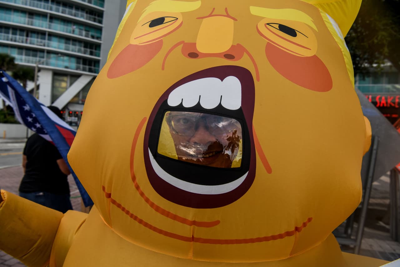 Algunos de los manifestantes fueron disfrazados. 
<br>