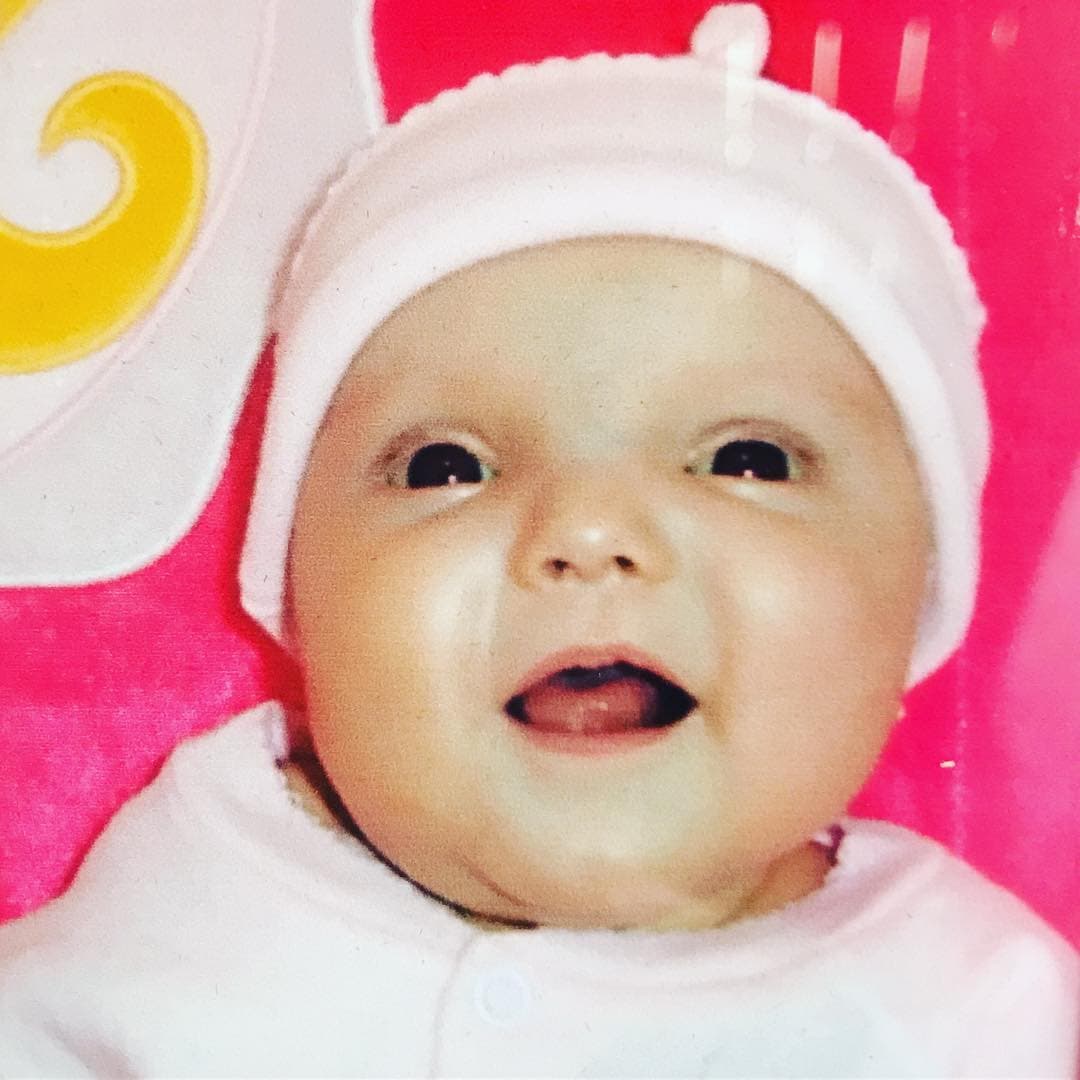 “Hoy, te recuerdo y te agradezco mi niña, todo lo que dejaste en mí, fueron 6 meses los que te tuve físicamente, pero es una eternidad en mi mente y mi corazón”, concluyó.