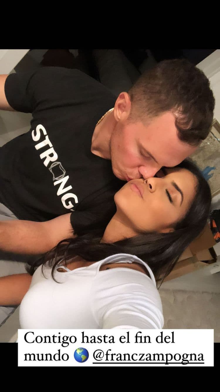 El romanticismo de Francisca no podía faltar en esta dedicatoria, y es que Francesco fue quien la hizo creer de nuevo en el amor.