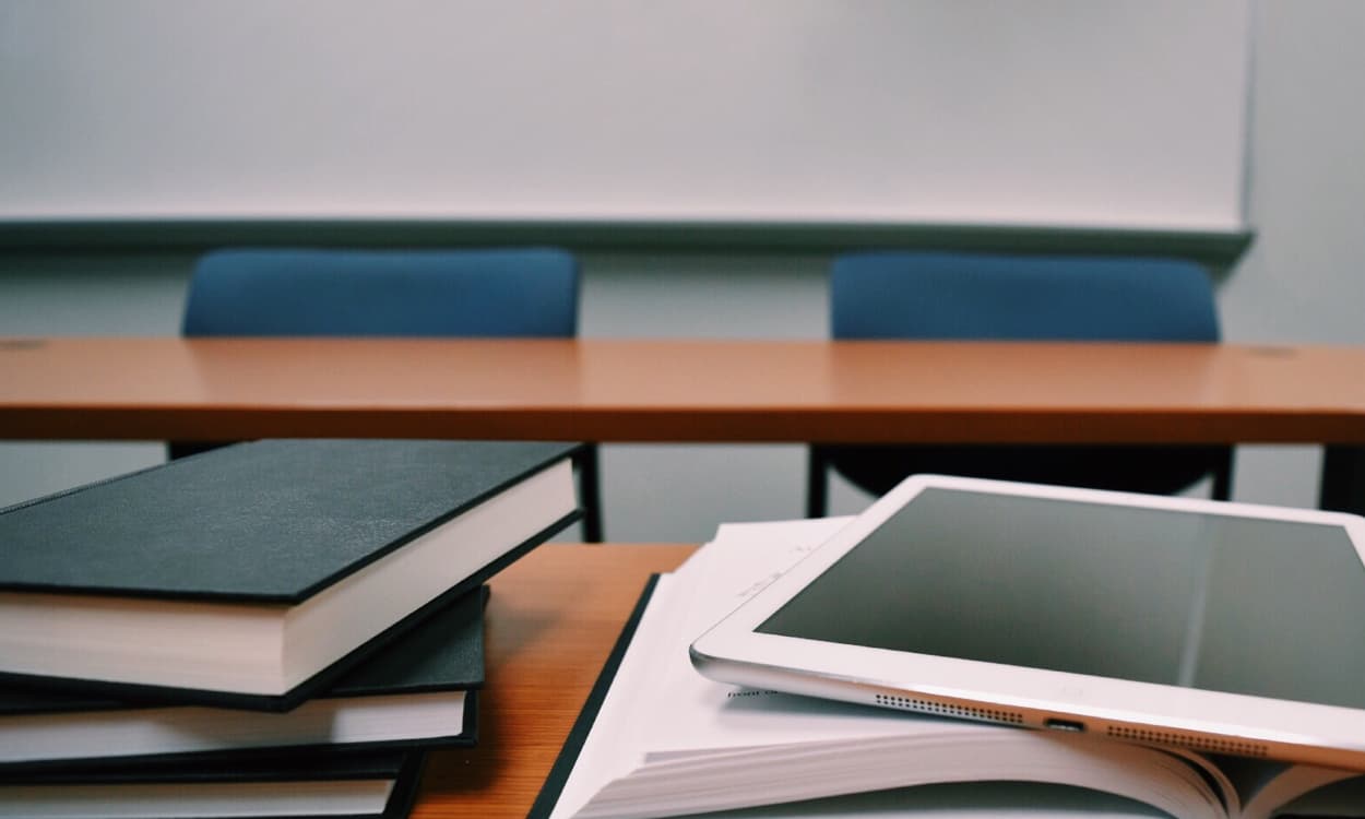 Todd Harvey, el maestro de Hillsborough que cuenta con más de 20 quejas