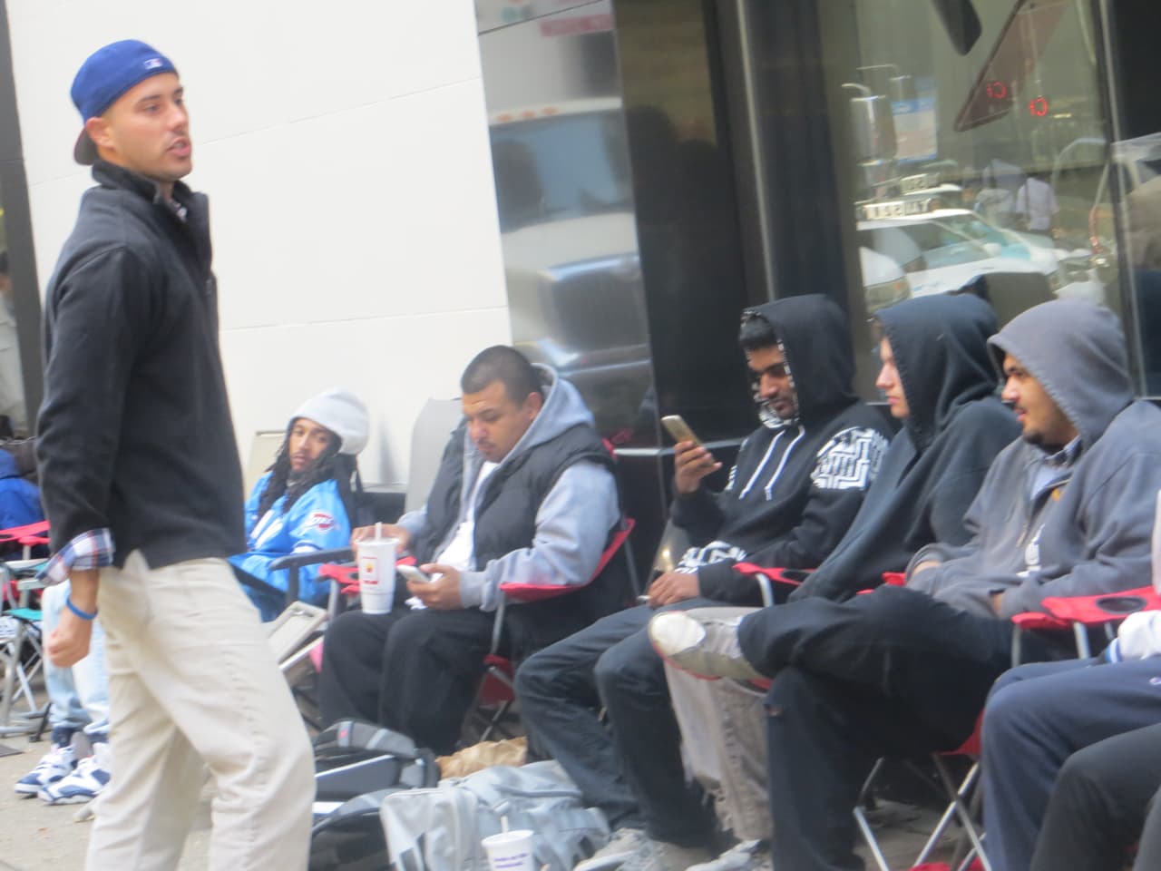 De acuerdo con voceros de la empresa todos los artículos están relacionados con Michael y muchos fueron escogidos personalmente por él.