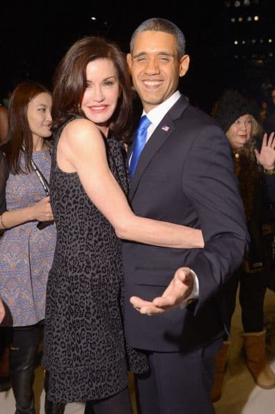 El boricua Louis Ortiz pasó del desempleo a ser un imitador de Barack Obama. En el 2008 se afeitó su chiva y al mirarse no se vio a él, vio la esperanza de hacer dinero imitando al presidente. Y es que el padre puertorriqueño del Bronx es idéntico al primer mandatario. Hoy cuenta con un documental que narra su transformación. (crédito de foto: Bronx Obama Movie)