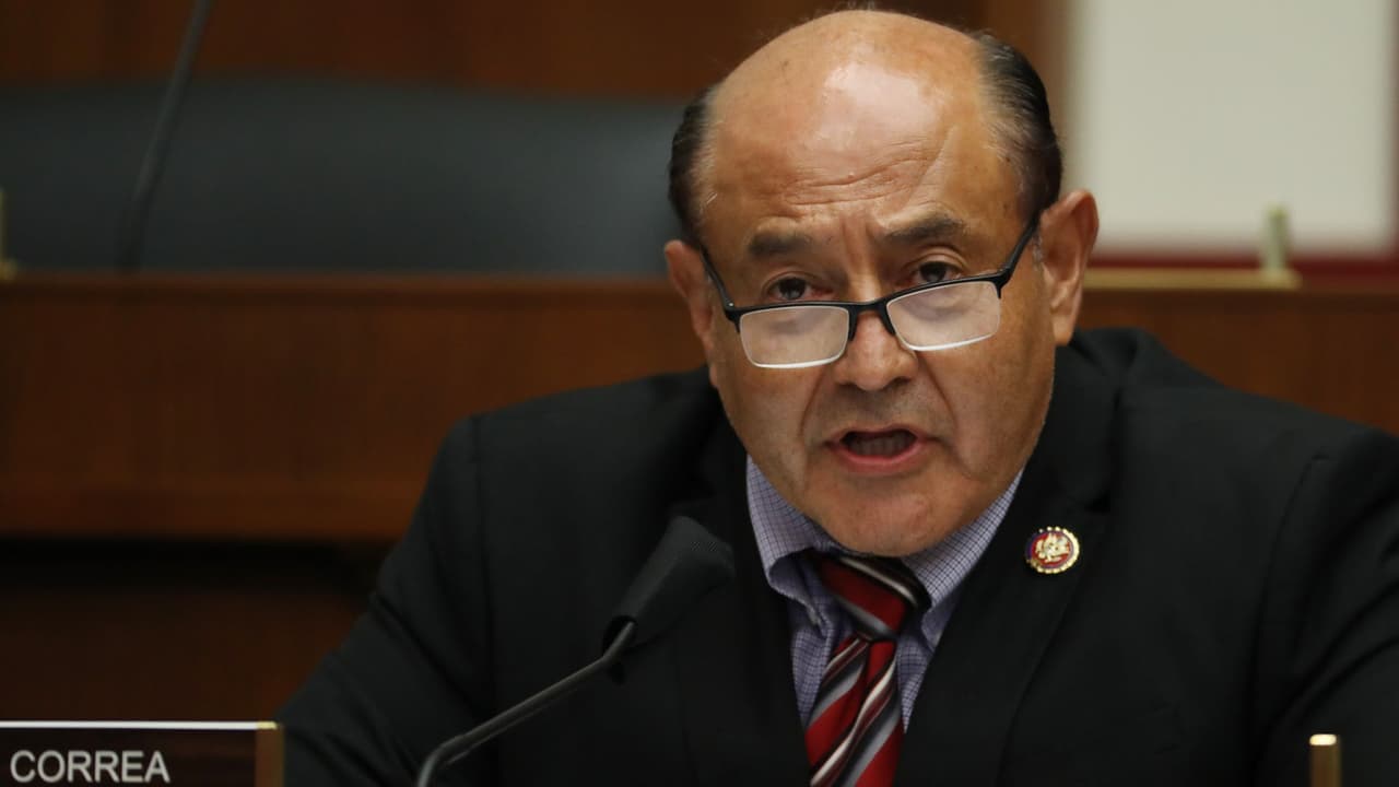 Lou Correa, congresista de California, anuncia que tiene coronavirus