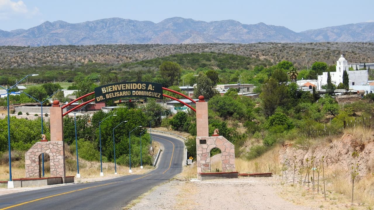 Gilberto Loya, secretario de Seguridad Pública de Chihuahua, indicó que se has desplegado operativos carreteros, principalmente en la que corre de Ciudad Juárez a la ciudad de Chihuahua y de ahí hasta la zona sur en su frontera con el estado de Coahuila.
<br>