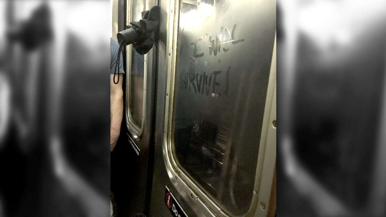 Atrapados en el tren: pasajeros del subway de Nueva York se quedaron sin luz ni ventilación por 45 minutos