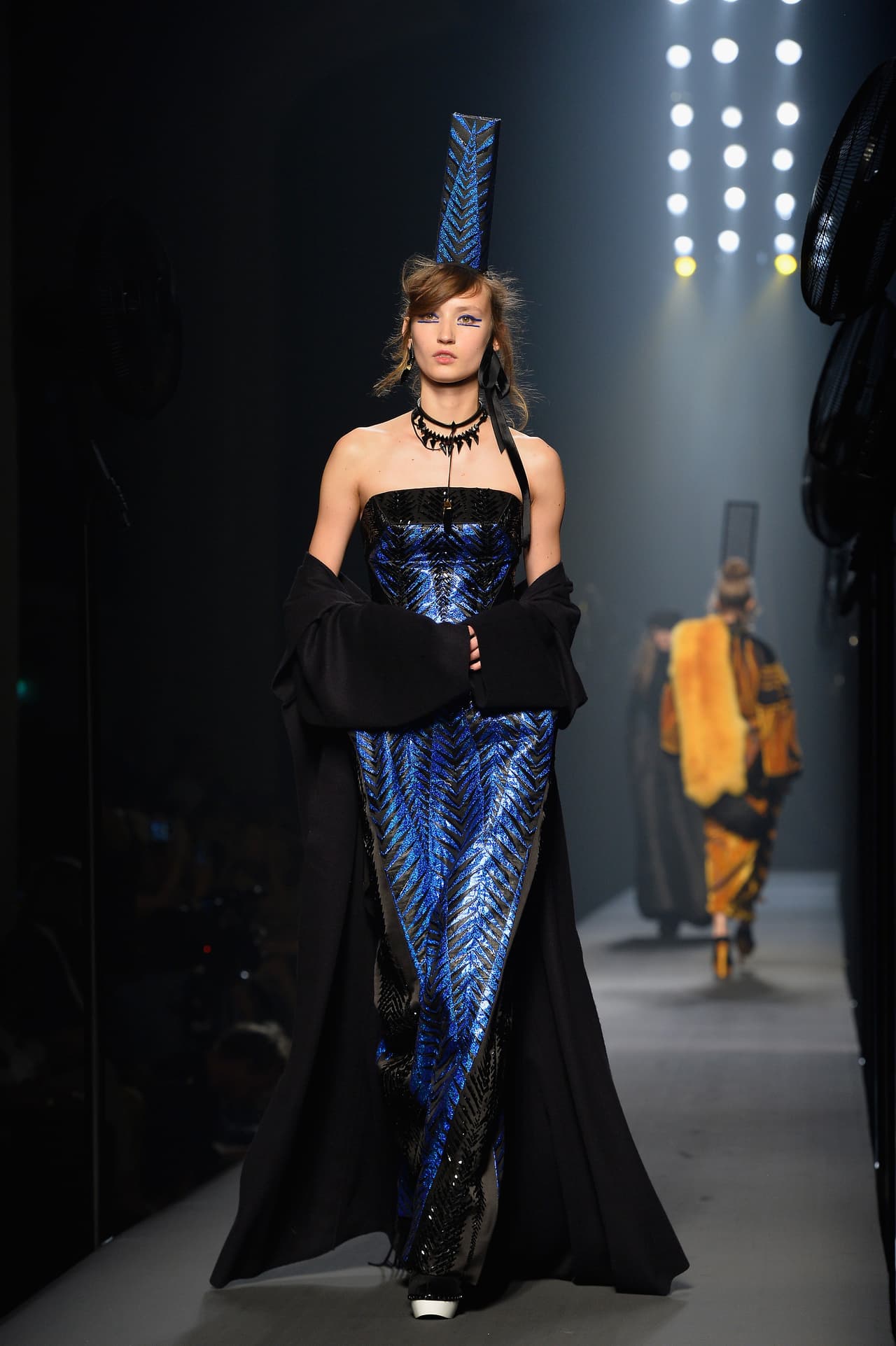 En la edición del 2015, él también optó por la tendencia ‘oversize’.