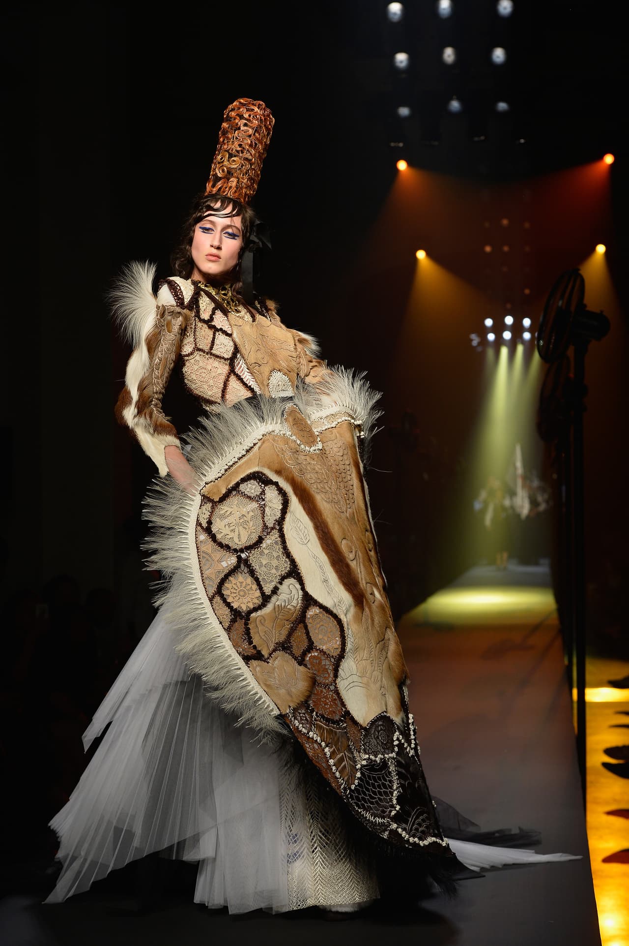 Una vez más, Jean Paul Gaultier nos demostró por qué es el rebelde de París.