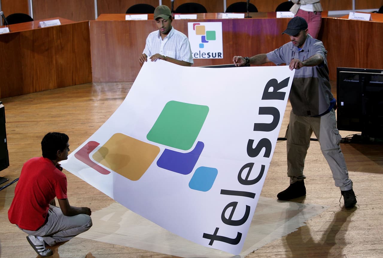 Por qué Argentina busca retirarse de la empresa Telesur