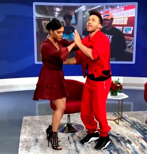 Durante los cortes comerciales, Francisca no se quedó con las ganas de invitarlo a bailar bachata.