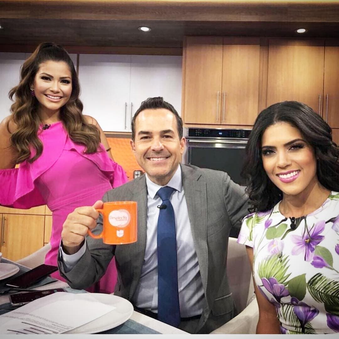 Sus compañeros del show se encuentran ansiosos por su regreso al set, las mañanas no son lo mismo sin los chistes y las travesuras de Carlitos.