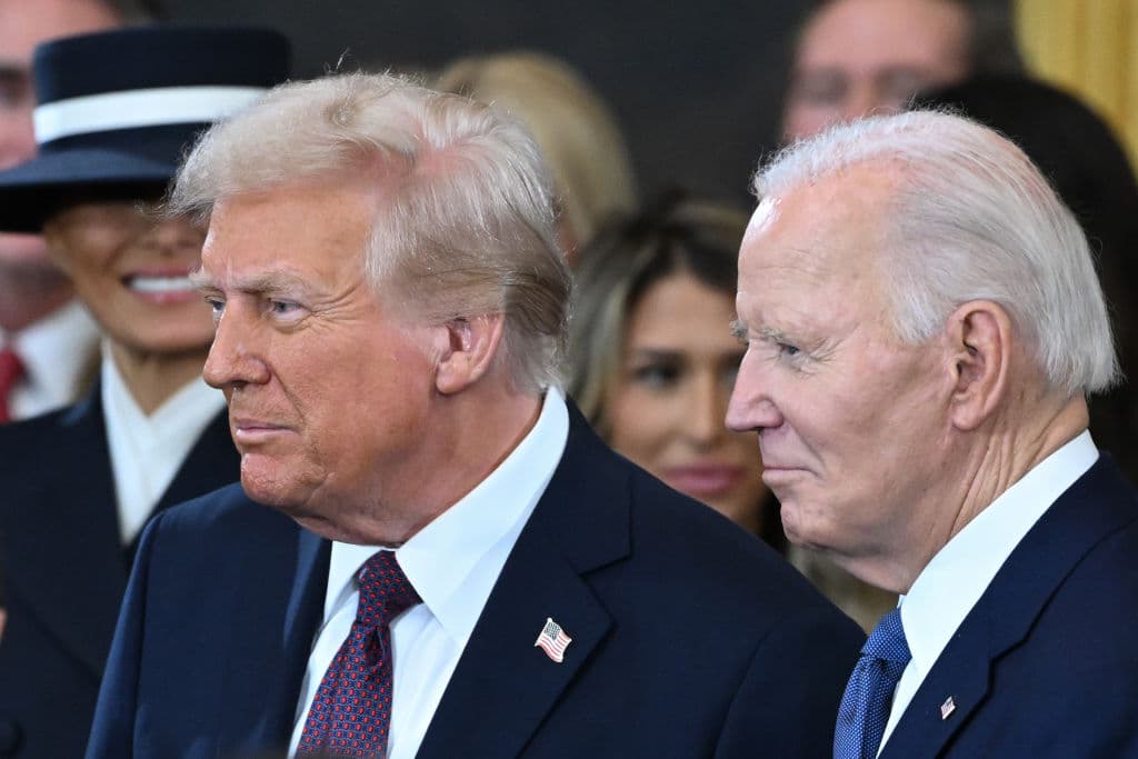 El golpe a la justicia que dieron el mismo día Biden y Trump con sus perdones presidenciales