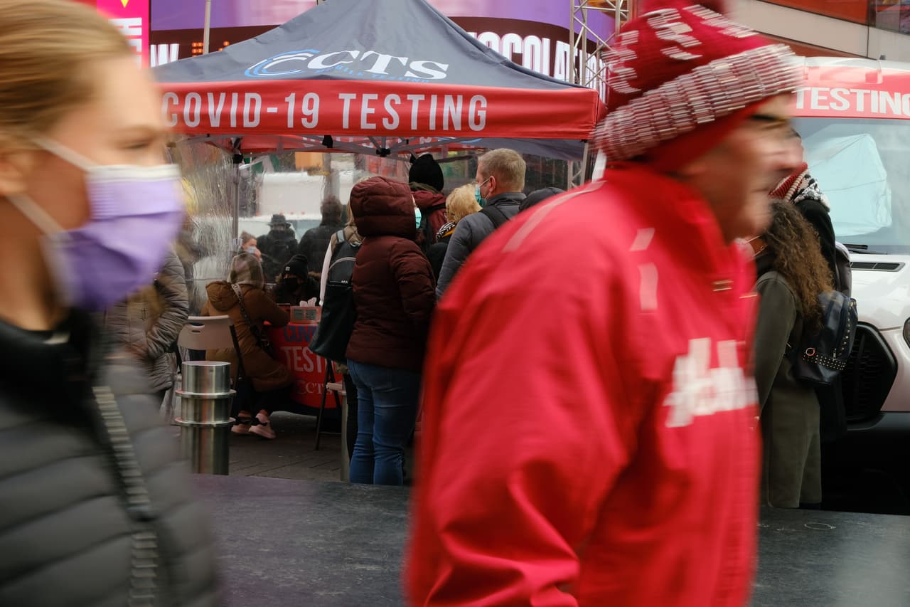 George Latimer, ejecutivo del condado de Westchester, 
<a href="https://www.univision.com/local/nueva-york-wxtv/westchester-county-en-estado-de-emergencia-por-repunte-covid-19" target="_blank">emitió un aviso de estado de emergencia, debido al aumento de contagios de covid-19</a>, indicando que el número de hospitalizaciones ha aumentado a 84 en estos días.