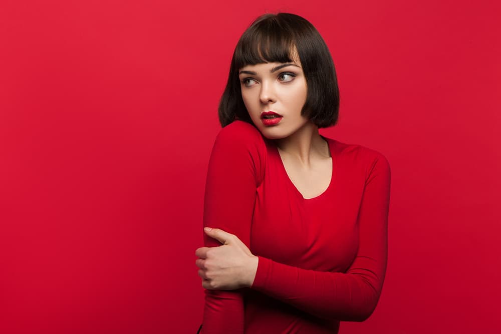 <b>PISCIS</b>
<br>Al ser un manojo de emociones, piensas a veces que todos están en tu contra, porque no te contactan, o sientes que alguien te vio feo, u otro no reaccionó como esperabas. Tienes mucha carga emocional innecesaria, que tú mismo te vas provocando. Tú mismo vas dudando sobre tu cuerpo, sobre tus decisiones, capacidades, habilidades, etc.