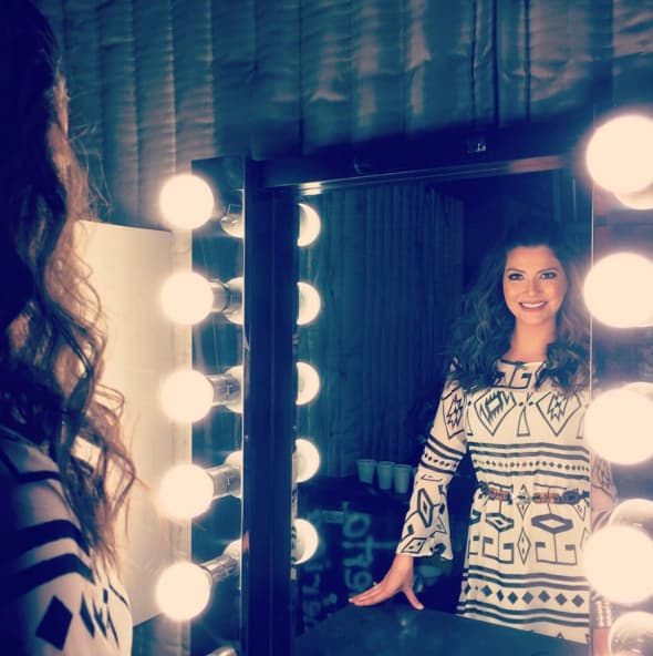 ¿Así o más bella?