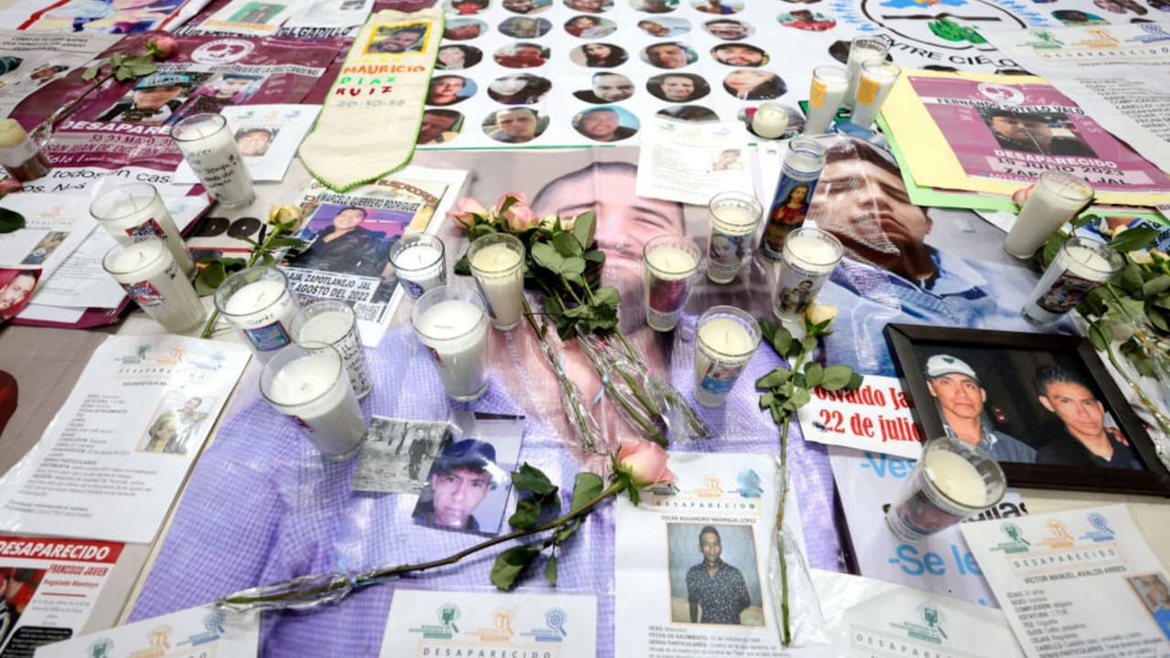 Manifestaciones masivas en México exigiendo justicia y respuestas tras hallazgo de “campo de exterminio”